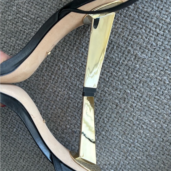 Michael Kors Halle Gold Heel Sandals 9 – Real Leather, Not Outlet, New in Box - Picture 9 of 13